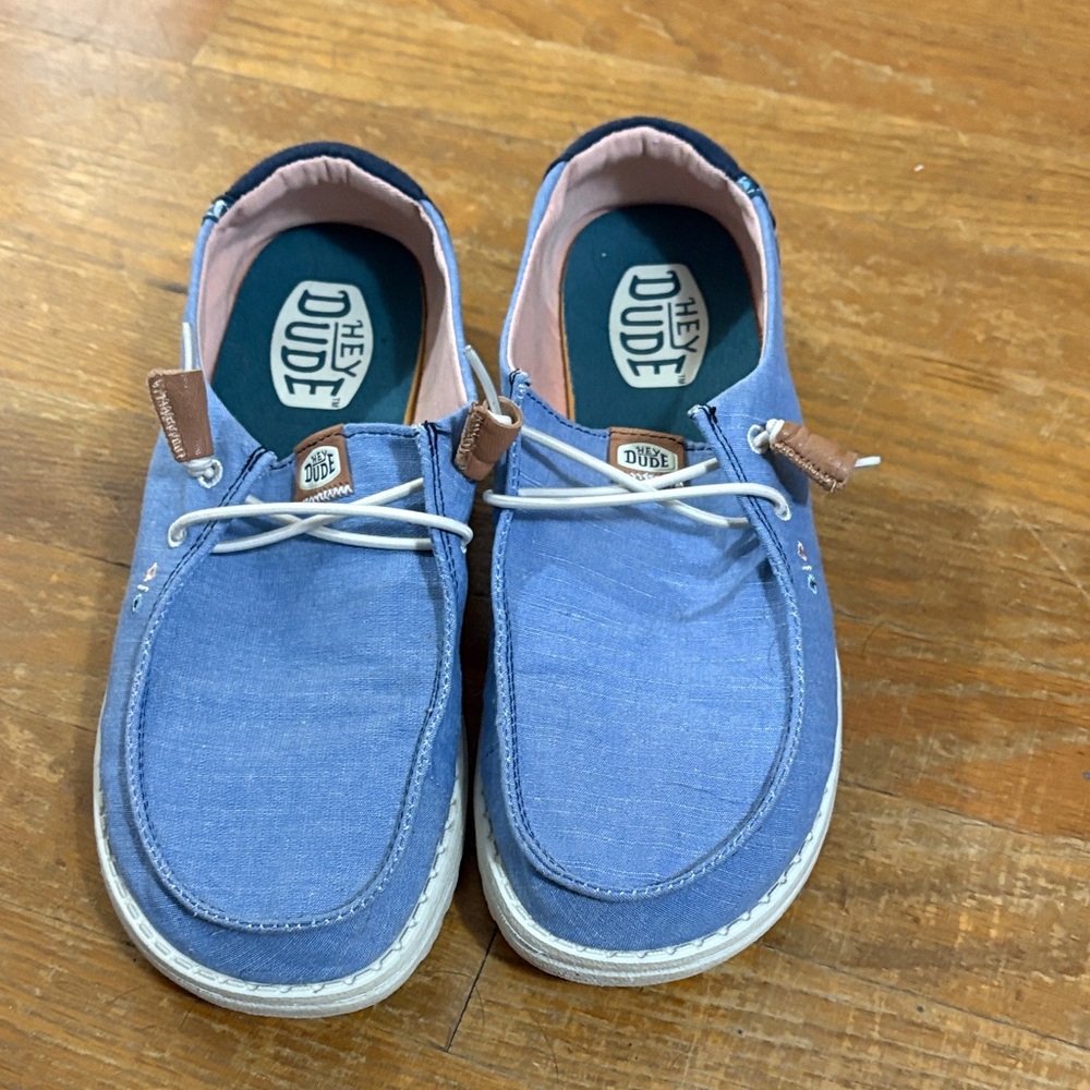 Hey Dude Women’s Light Blue and Navy Wendy Boho - Picture 2 of 4